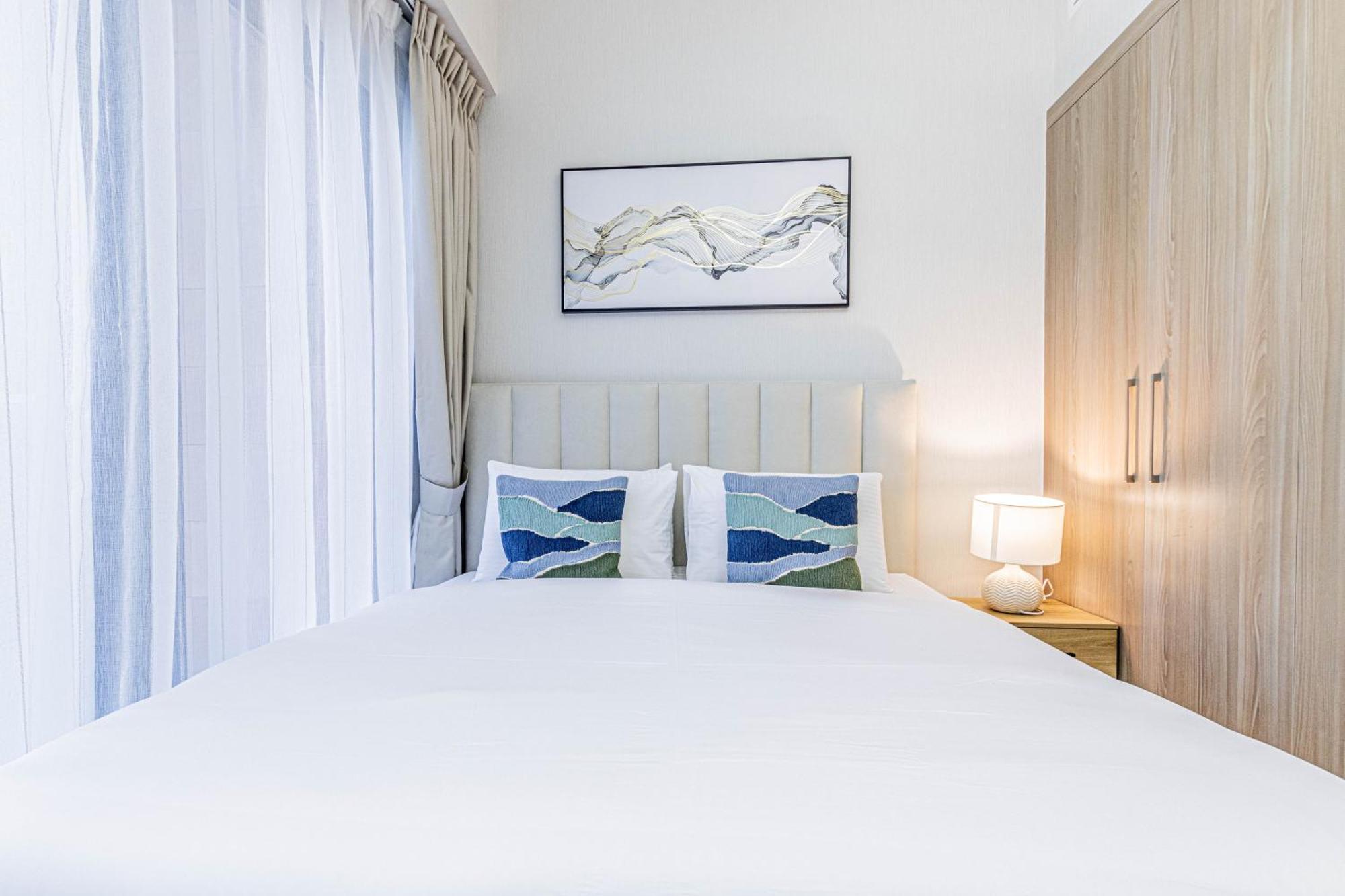 Luxurious 1br Living In Azizi Riviera 39 Dubai